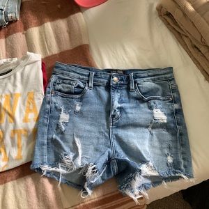 Judy blue shorts. Fit like a 6